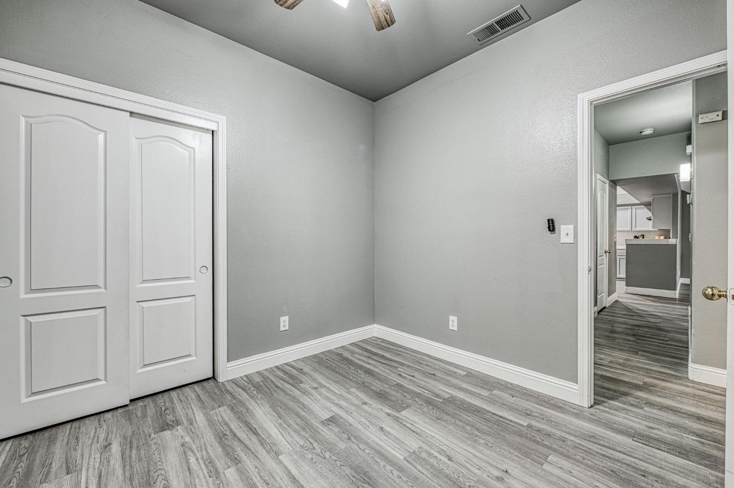 2357 E Emilie Ave, Fresno, CA 93730