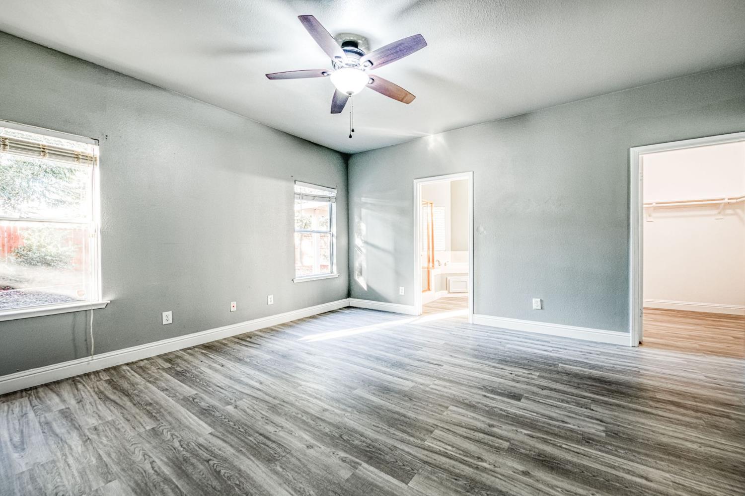 2357 E Emilie Ave, Fresno, CA 93730