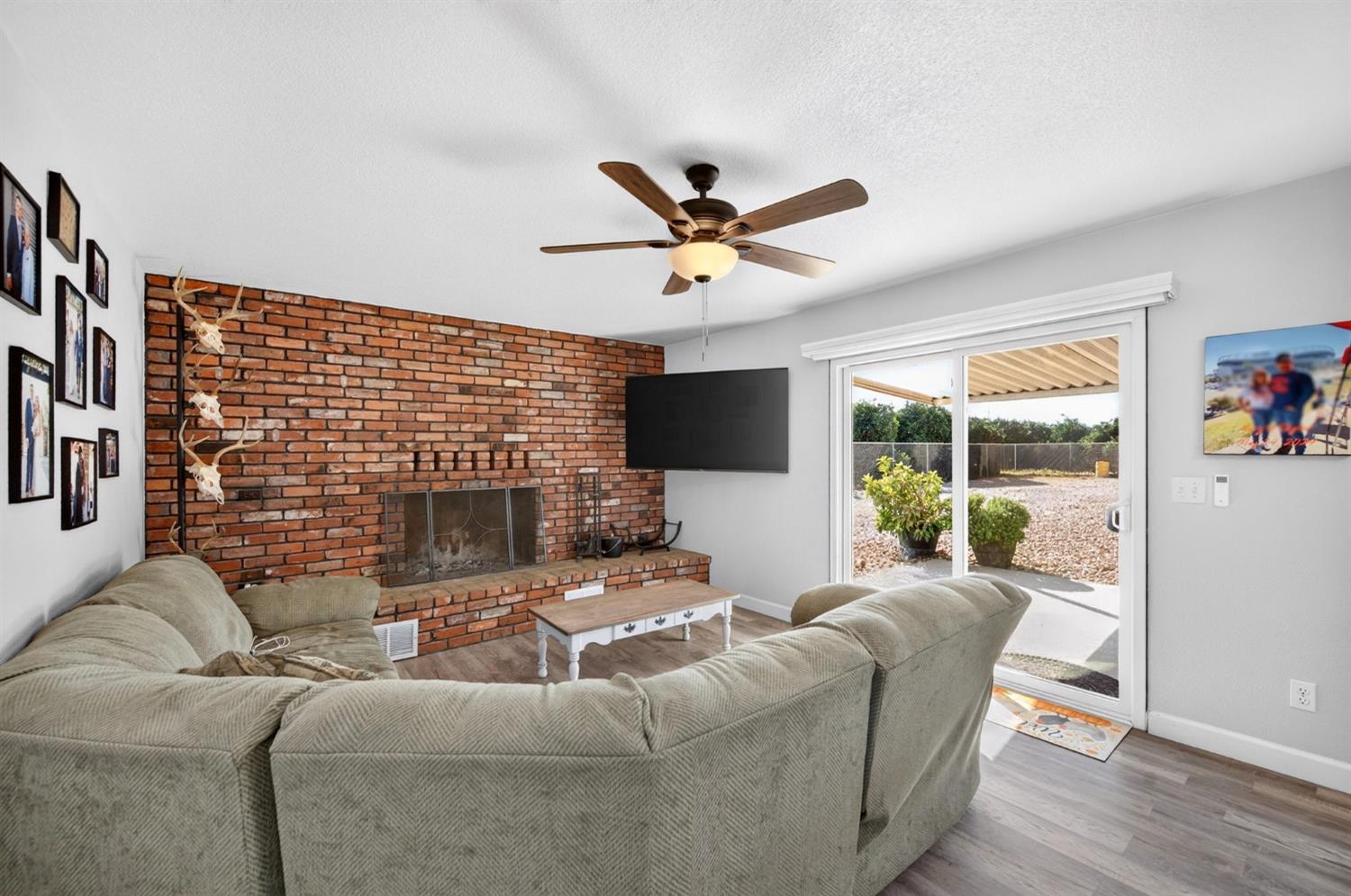 14705 E Belmont Ave, Sanger, CA 93657