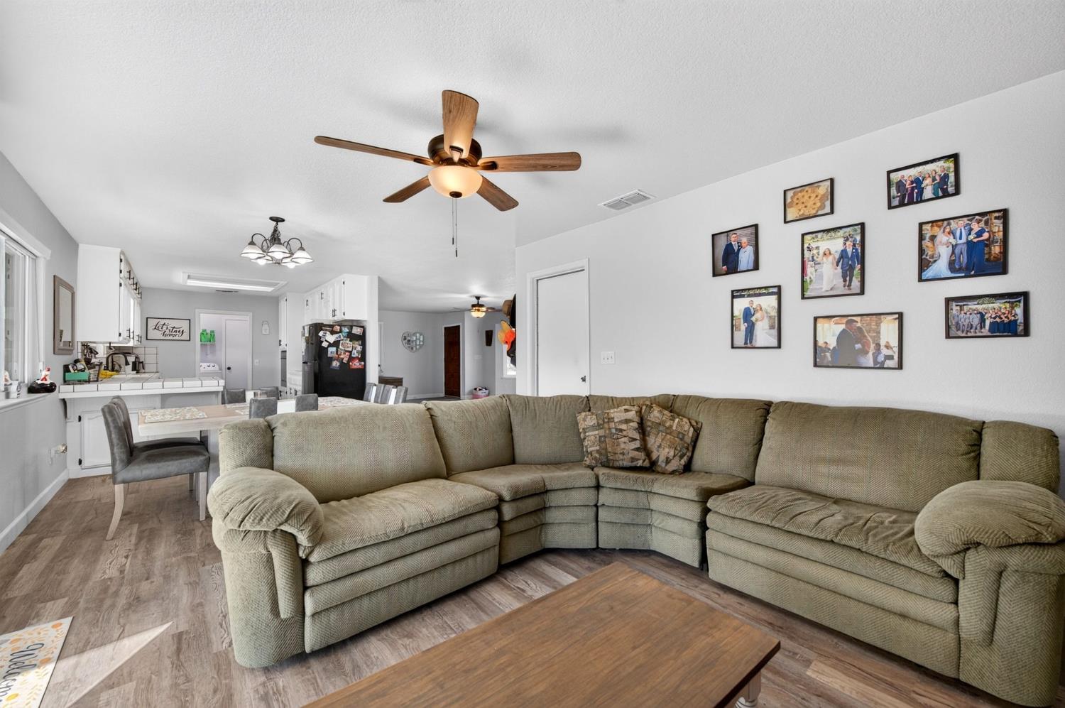 14705 E Belmont Ave, Sanger, CA 93657