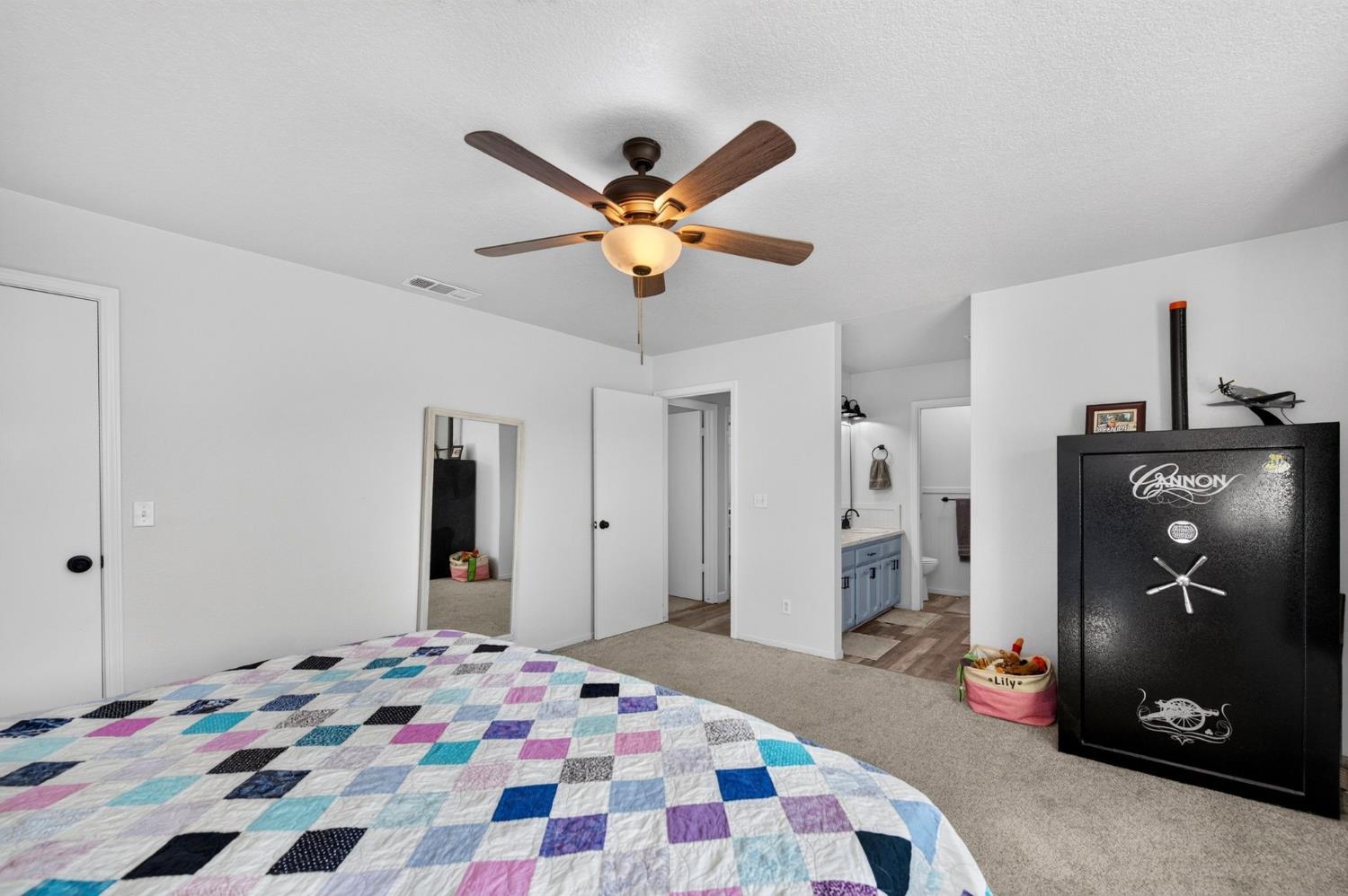 14705 E Belmont Ave, Sanger, CA 93657