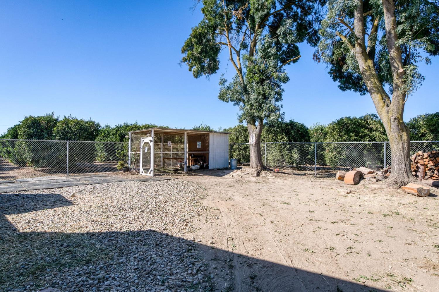 14705 E Belmont Ave, Sanger, CA 93657