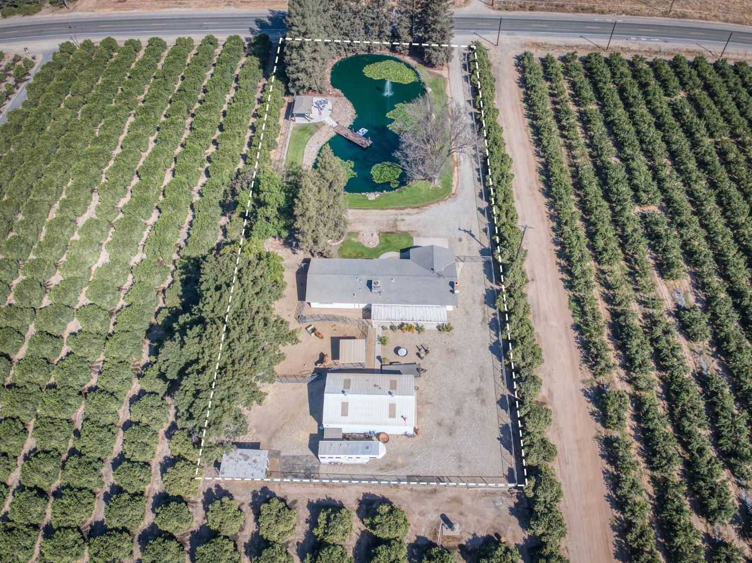14705 E Belmont Ave, Sanger, CA 93657