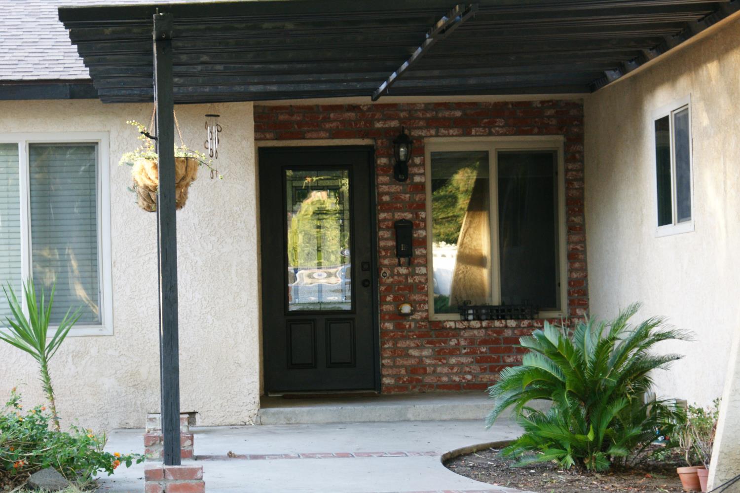 1373 Fairmont Ave, Clovis, CA 93612