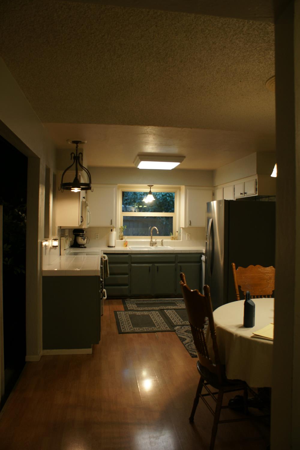 1373 Fairmont Ave, Clovis, CA 93612