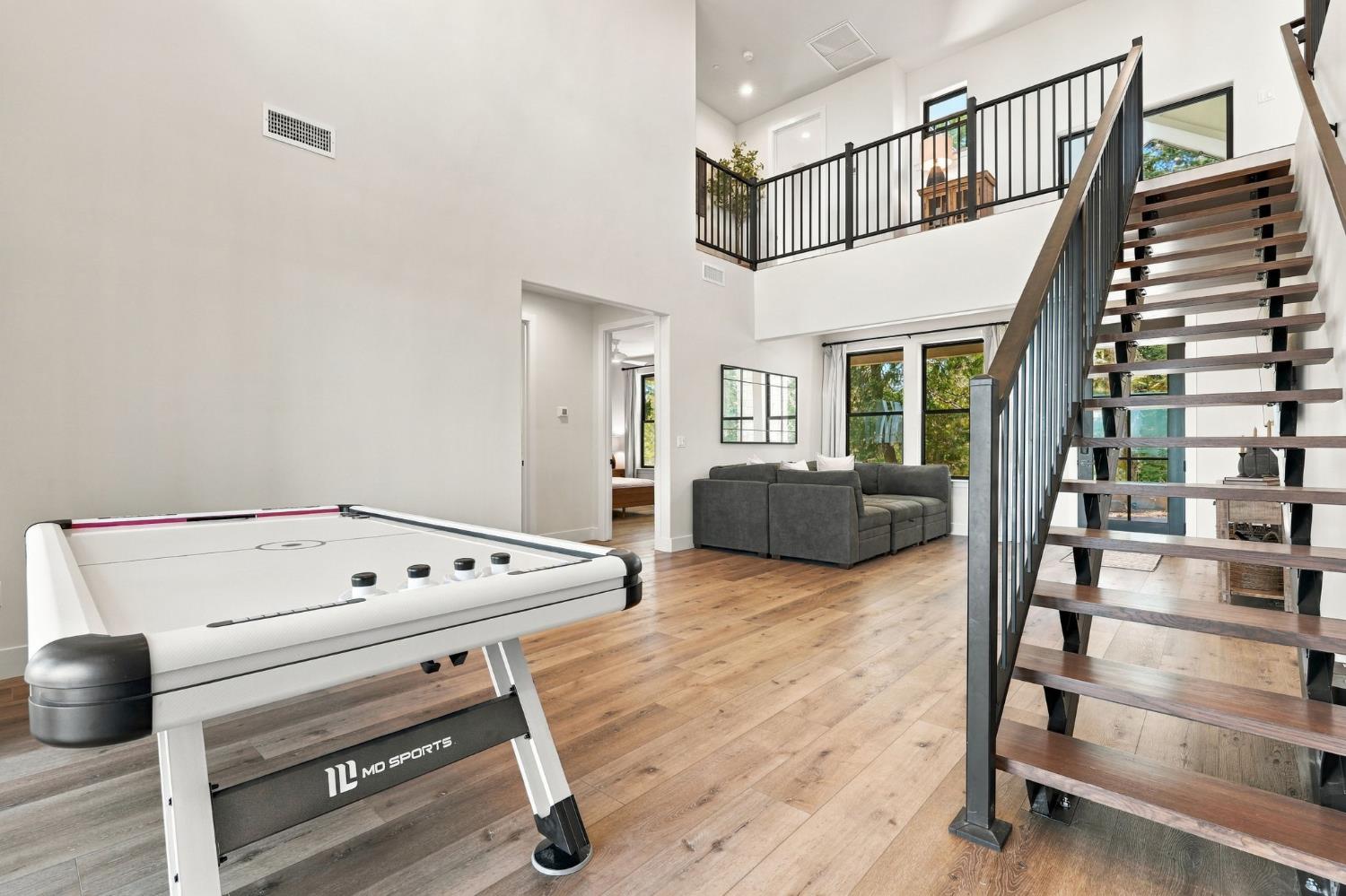 39852 Mountain Heather Ln, Shaver Lake, CA 93664