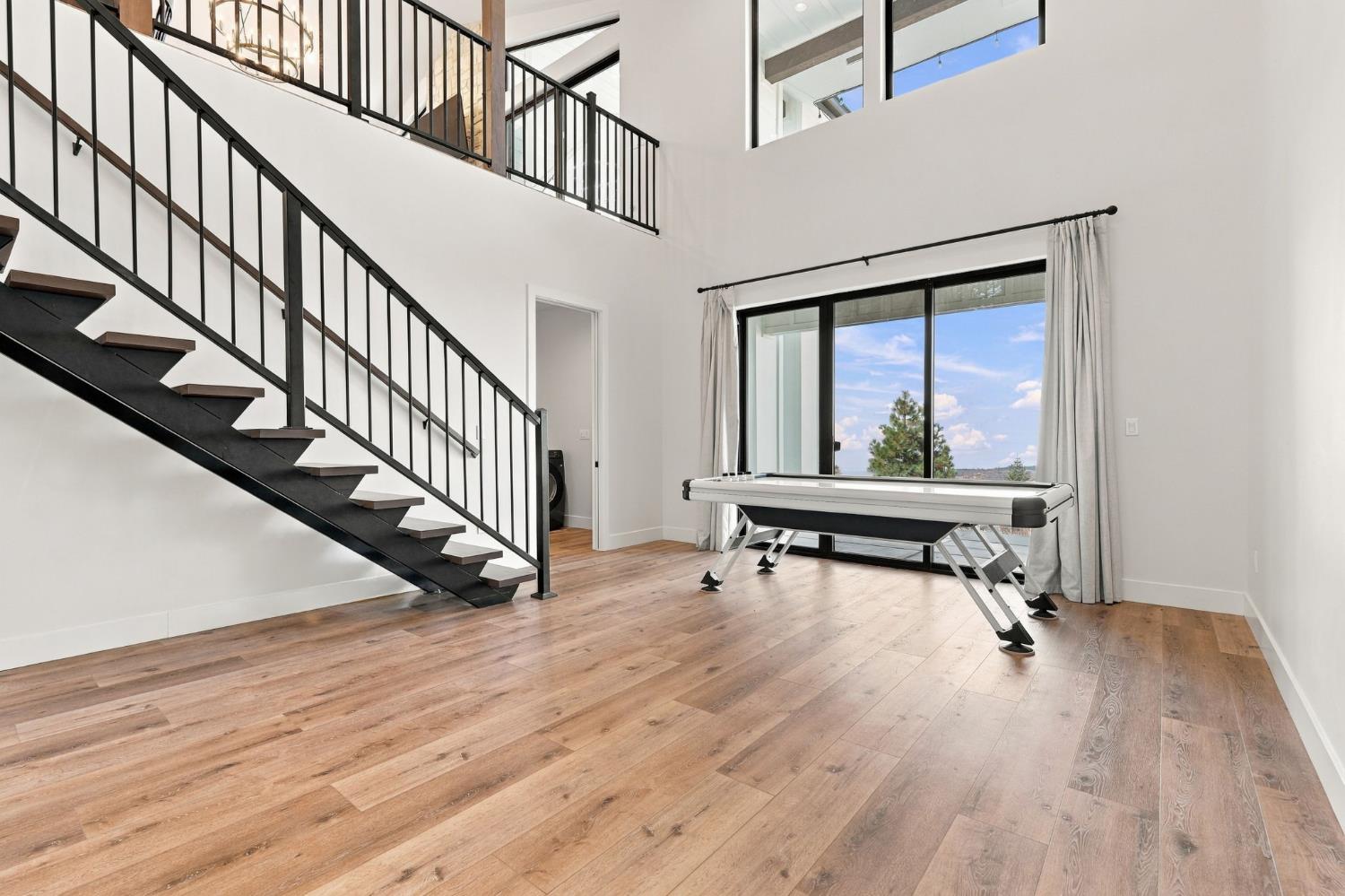 39852 Mountain Heather Ln, Shaver Lake, CA 93664