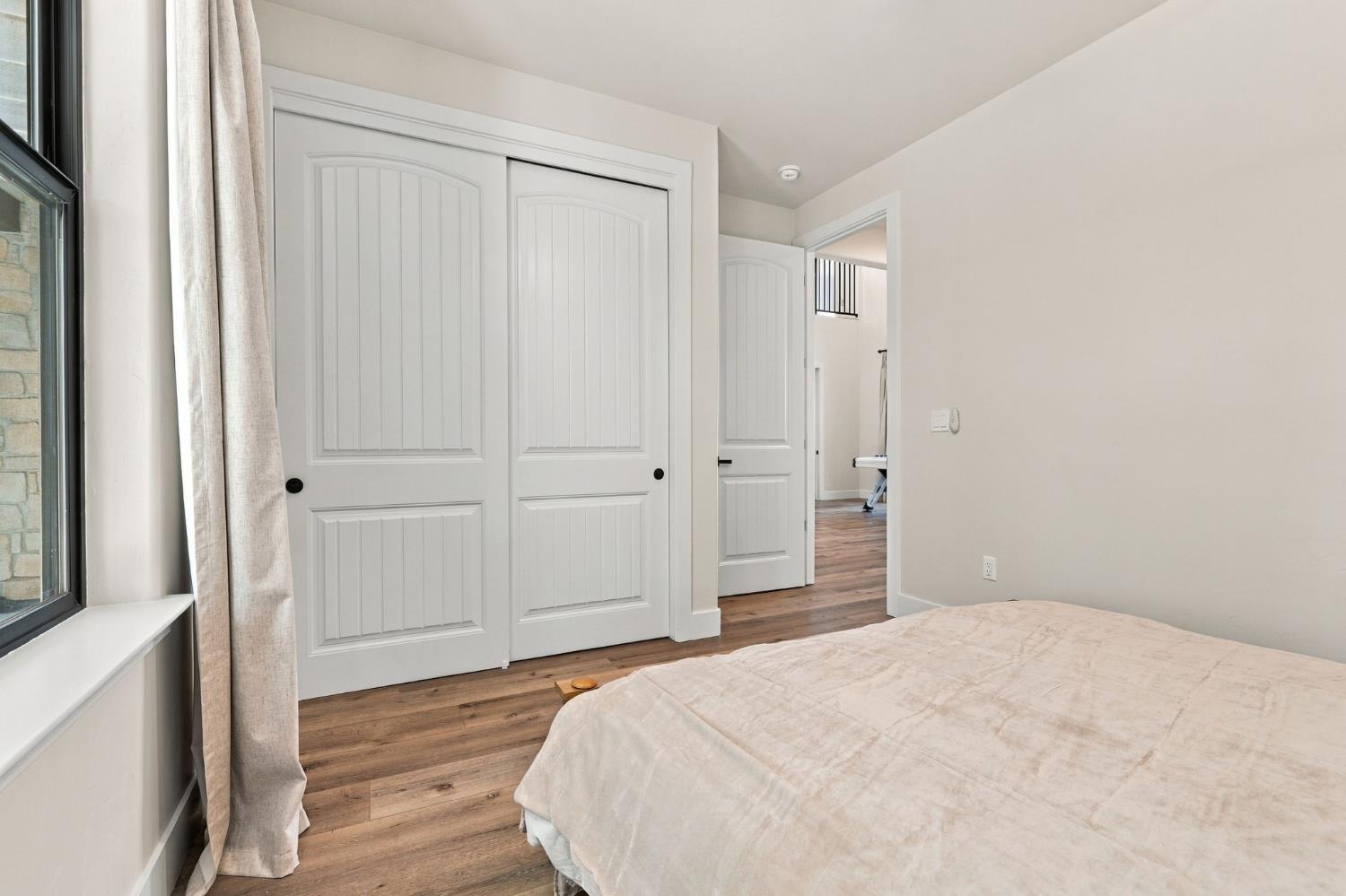 39852 Mountain Heather Ln, Shaver Lake, CA 93664