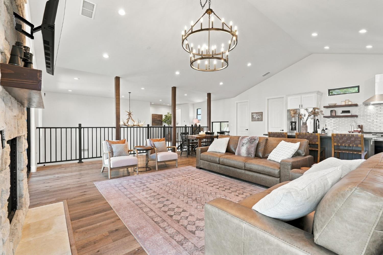 39852 Mountain Heather Ln, Shaver Lake, CA 93664