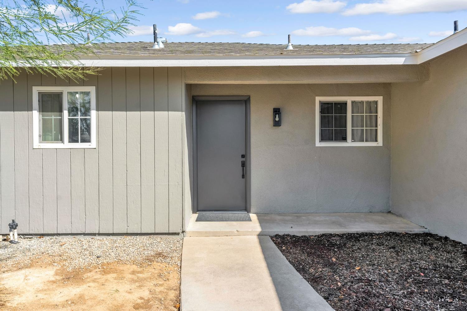 3762 N Claremont Ave, Fresno, CA 93727