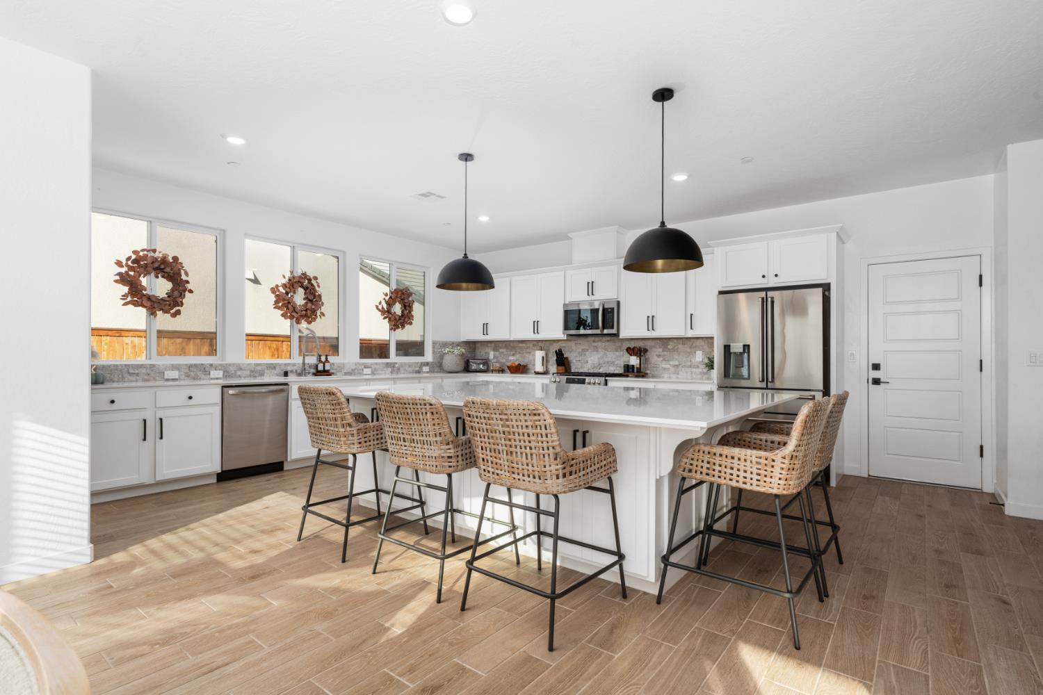 2212 N Argyle Ave, Clovis, CA 93619