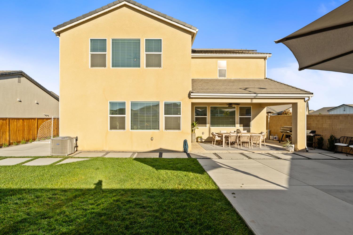 2212 N Argyle Ave, Clovis, CA 93619