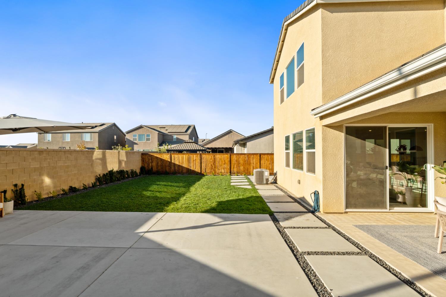 2212 N Argyle Ave, Clovis, CA 93619