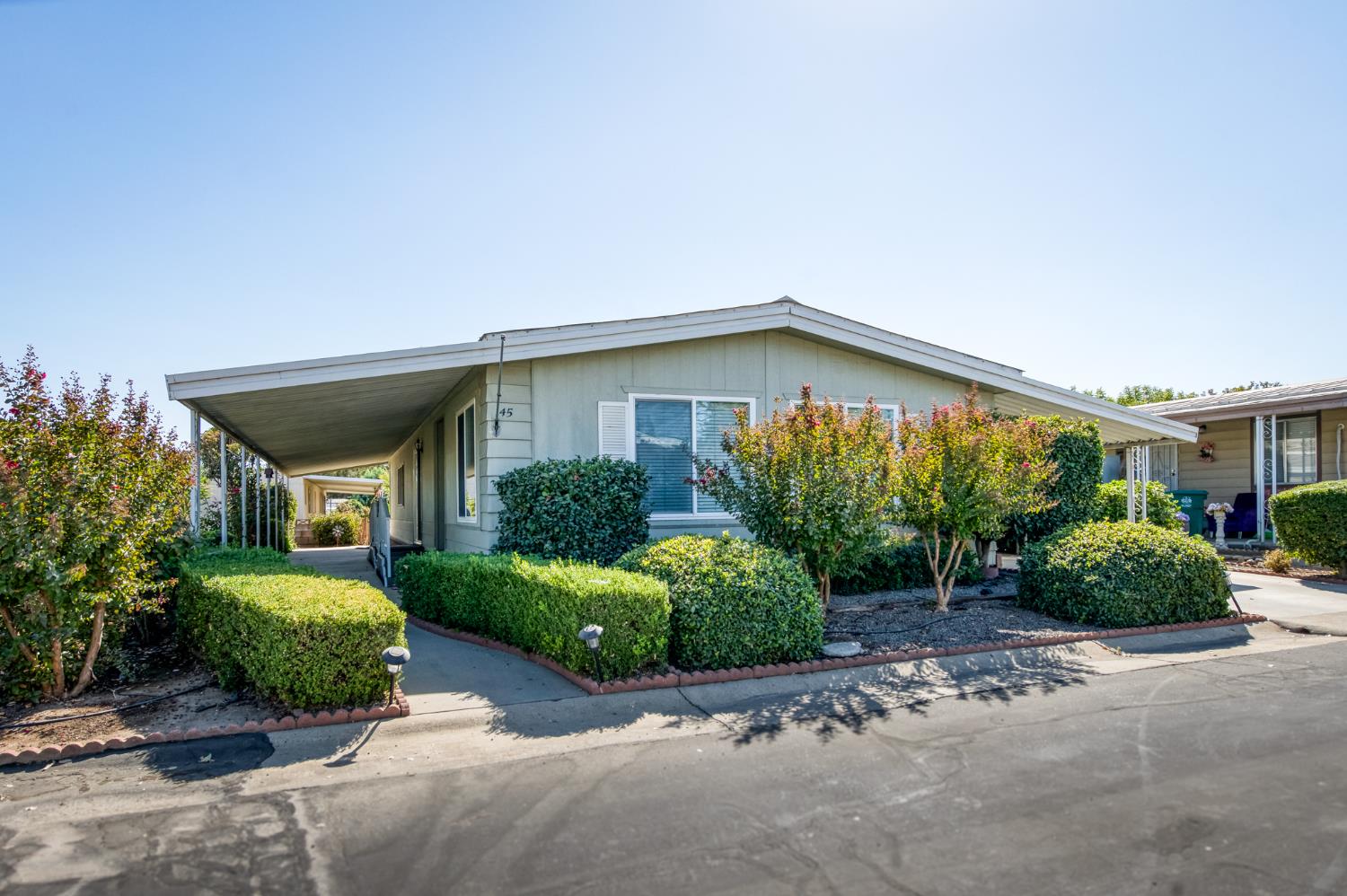 1300 W Olson Ave #145, Reedley, CA 93654
