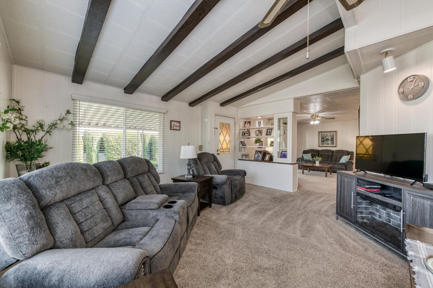 1300 W Olson Ave #145, Reedley, CA 93654