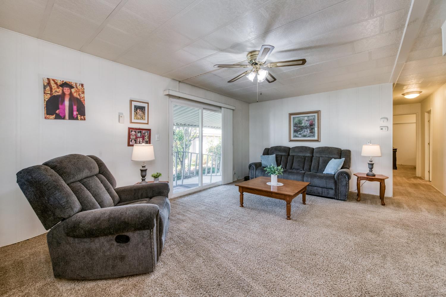 1300 W Olson Ave #145, Reedley, CA 93654