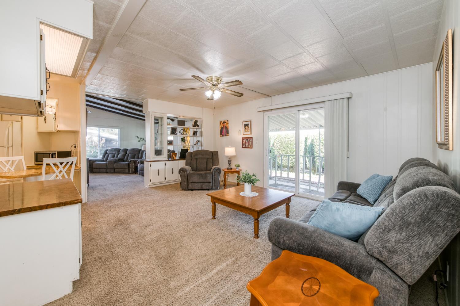 1300 W Olson Ave #145, Reedley, CA 93654