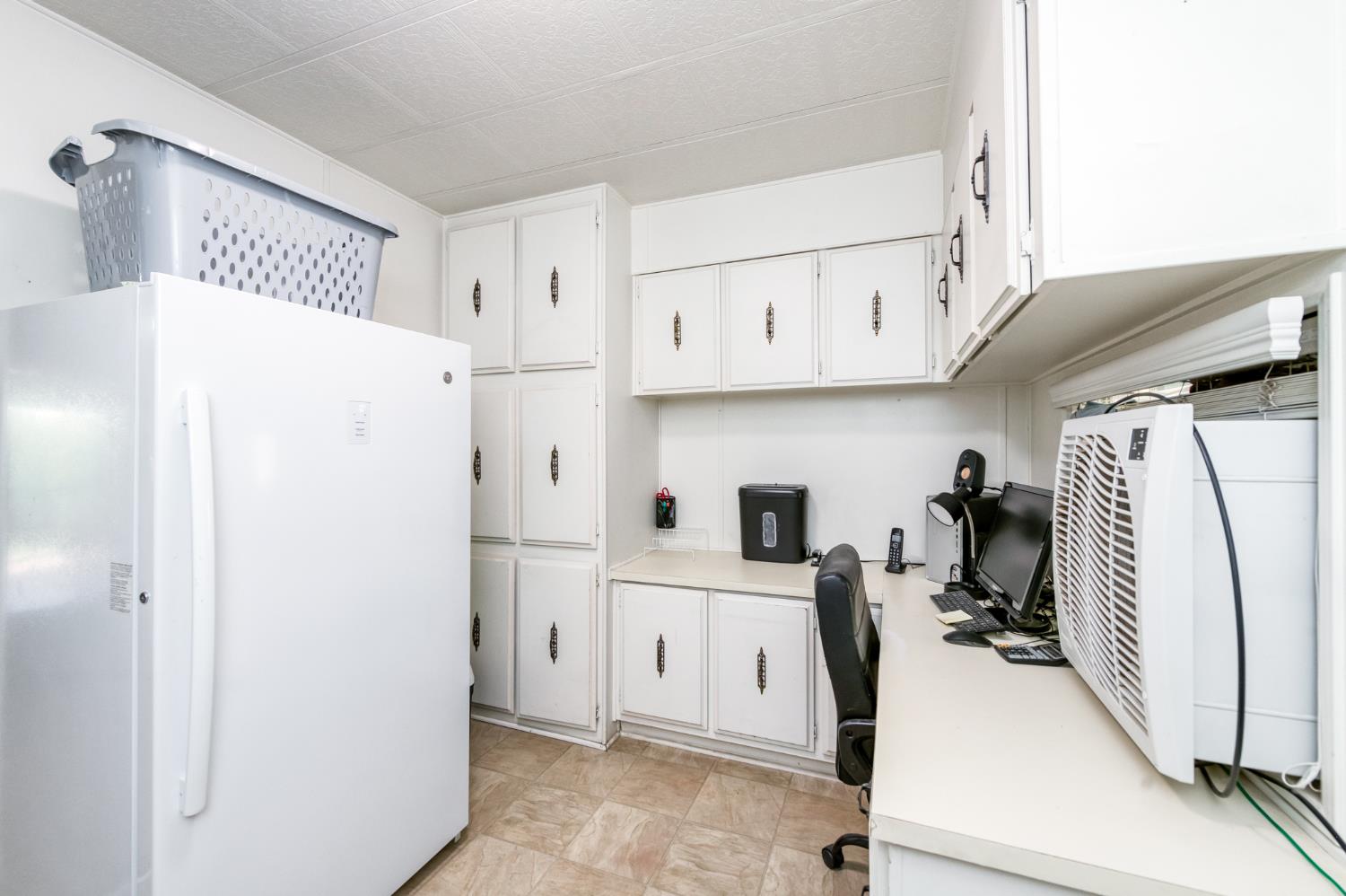 1300 W Olson Ave #145, Reedley, CA 93654