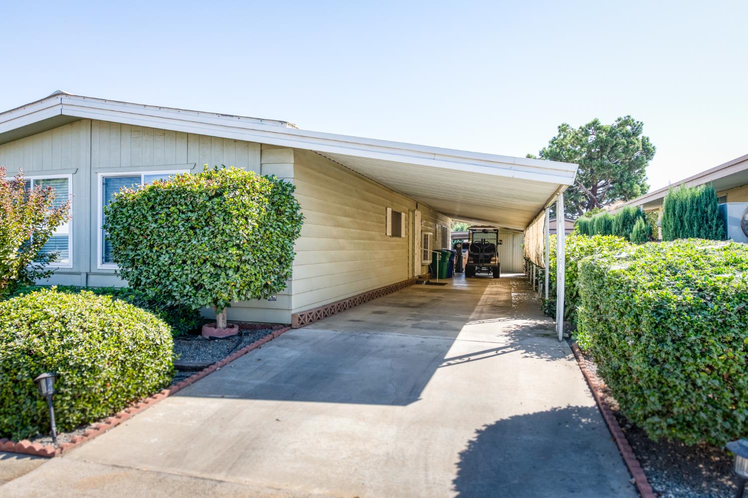 1300 W Olson Ave #145, Reedley, CA 93654