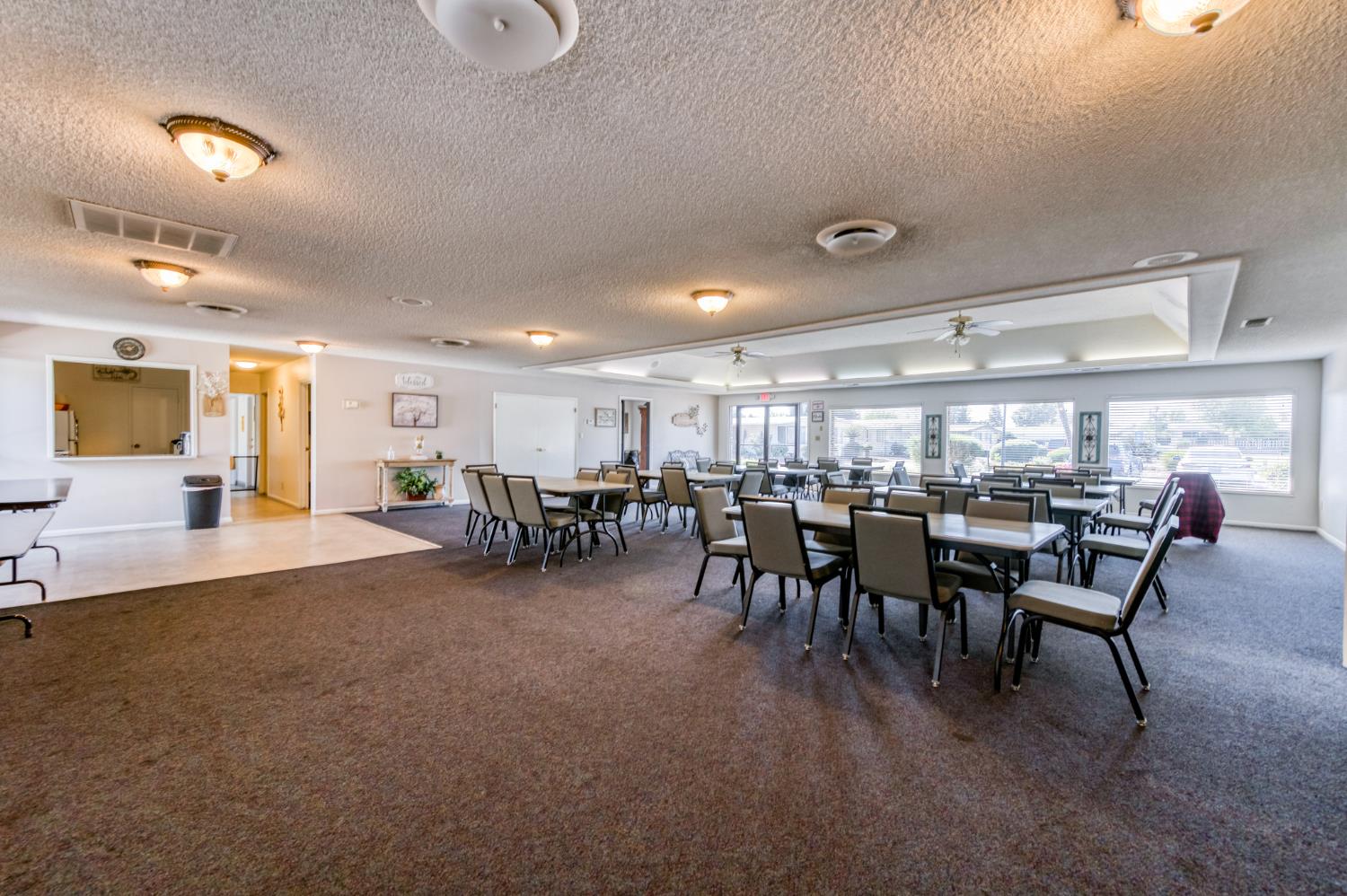 1300 W Olson Ave #145, Reedley, CA 93654