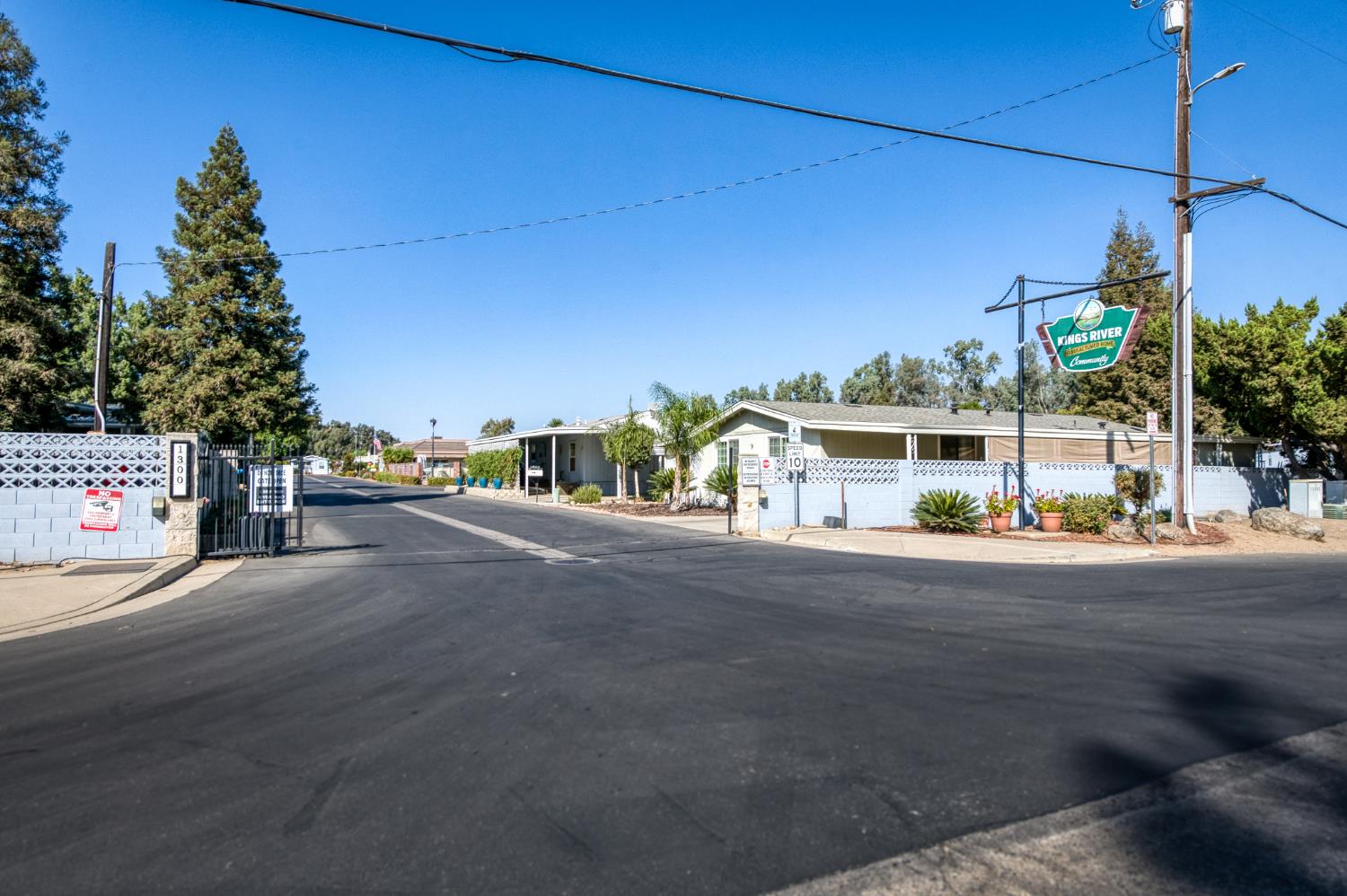 1300 W Olson Ave #145, Reedley, CA 93654