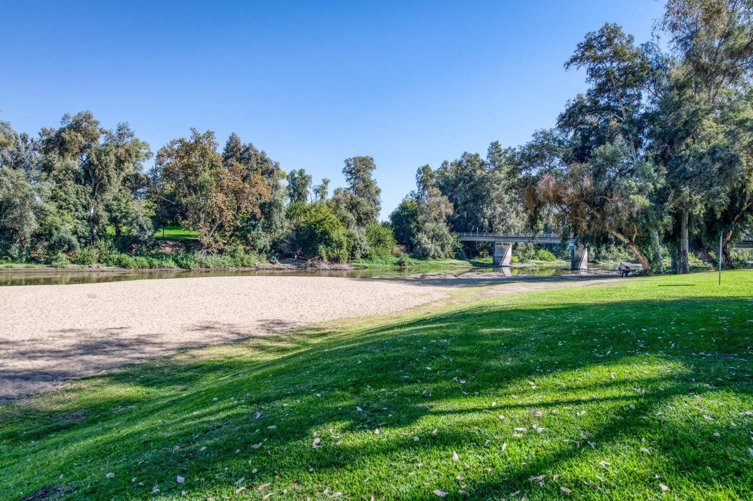 1300 W Olson Ave #145, Reedley, CA 93654