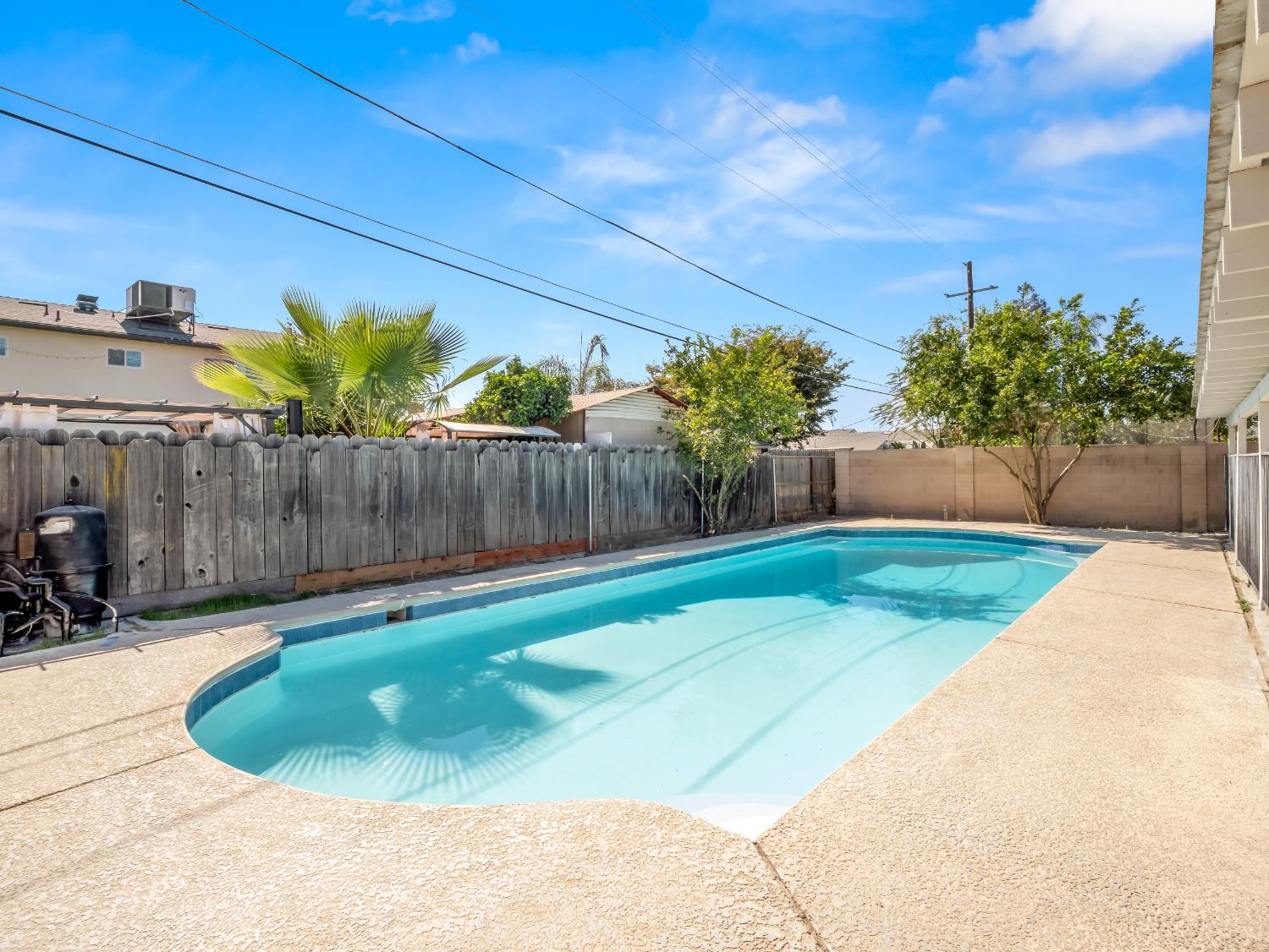 2219 Goldridge St, Selma, CA 93662