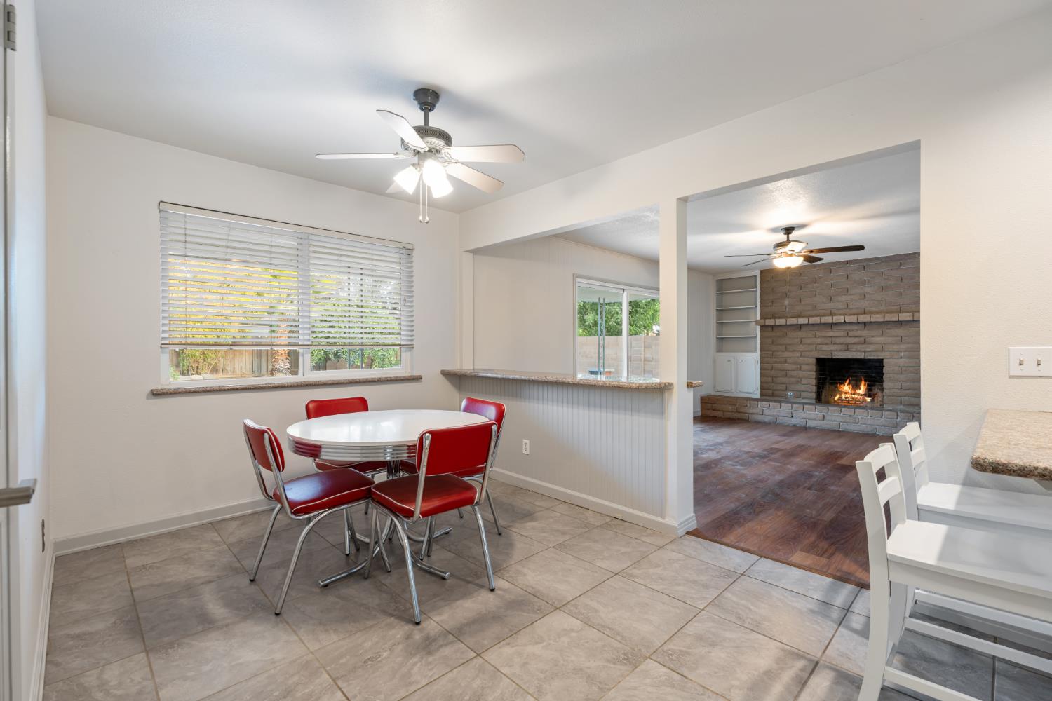 6212 N Feland Ave, Fresno, CA 93711