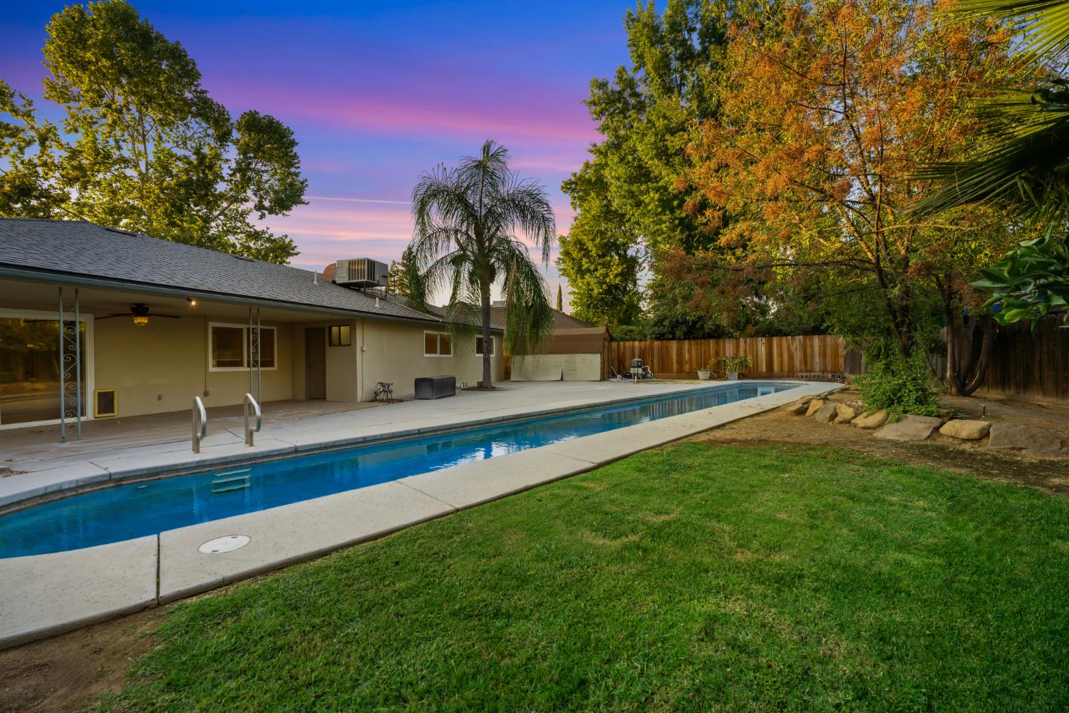 6212 N Feland Ave, Fresno, CA 93711