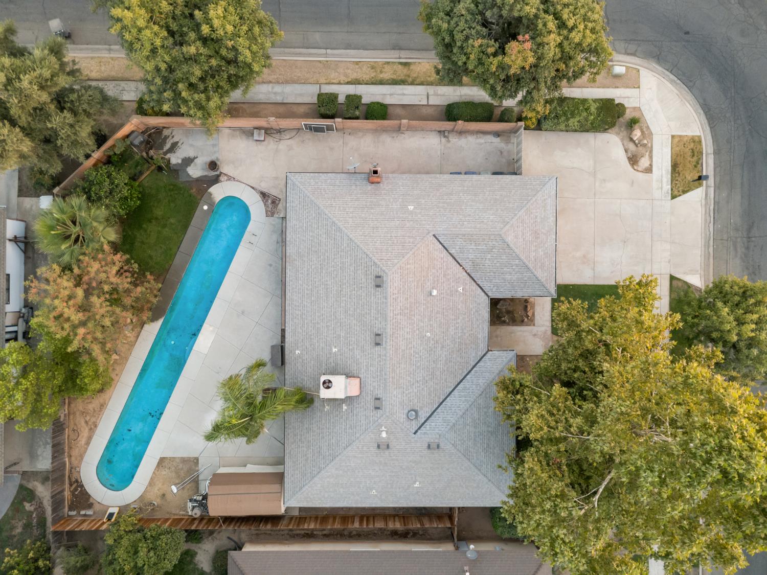6212 N Feland Ave, Fresno, CA 93711