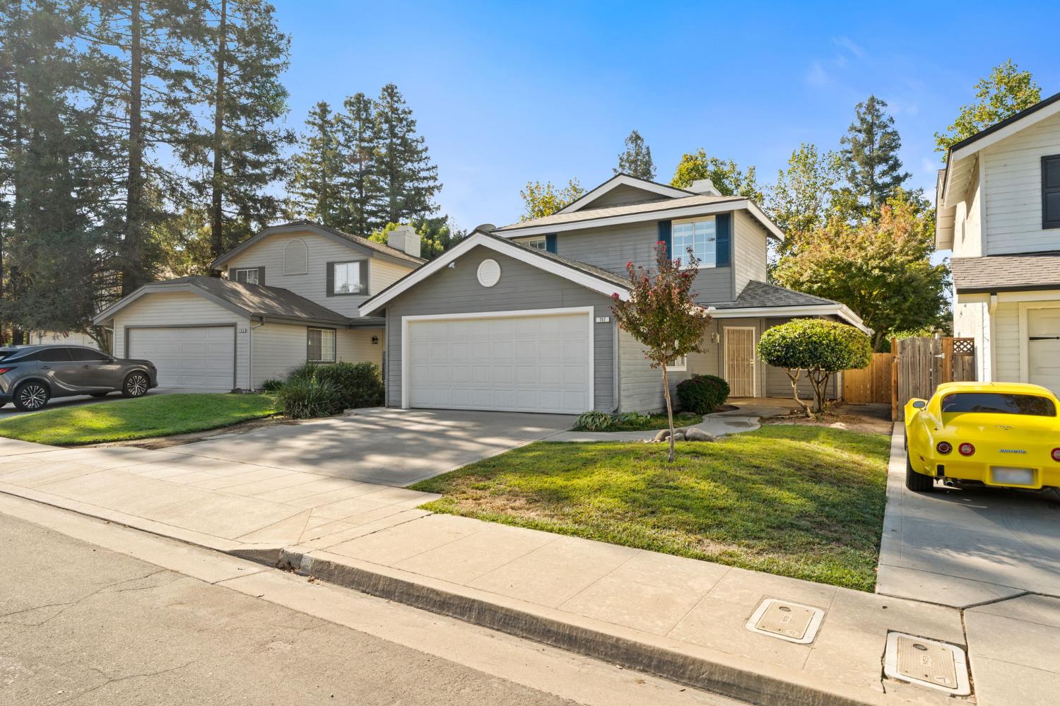 757 E Robin Ln, Fresno, CA 93730