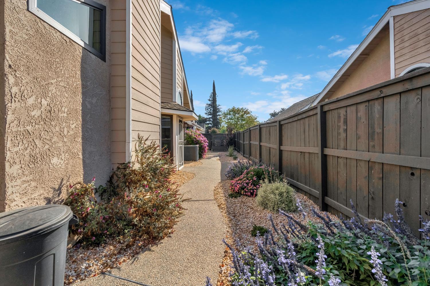 5110 N Fruit Ave #127, Fresno, CA 93711