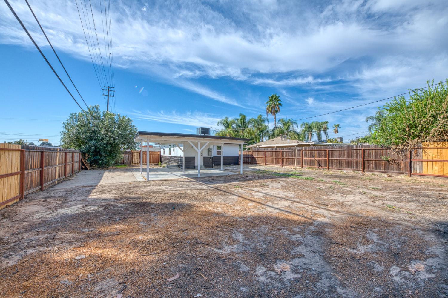 1304 W Andrews Ave, Fresno, CA 93705