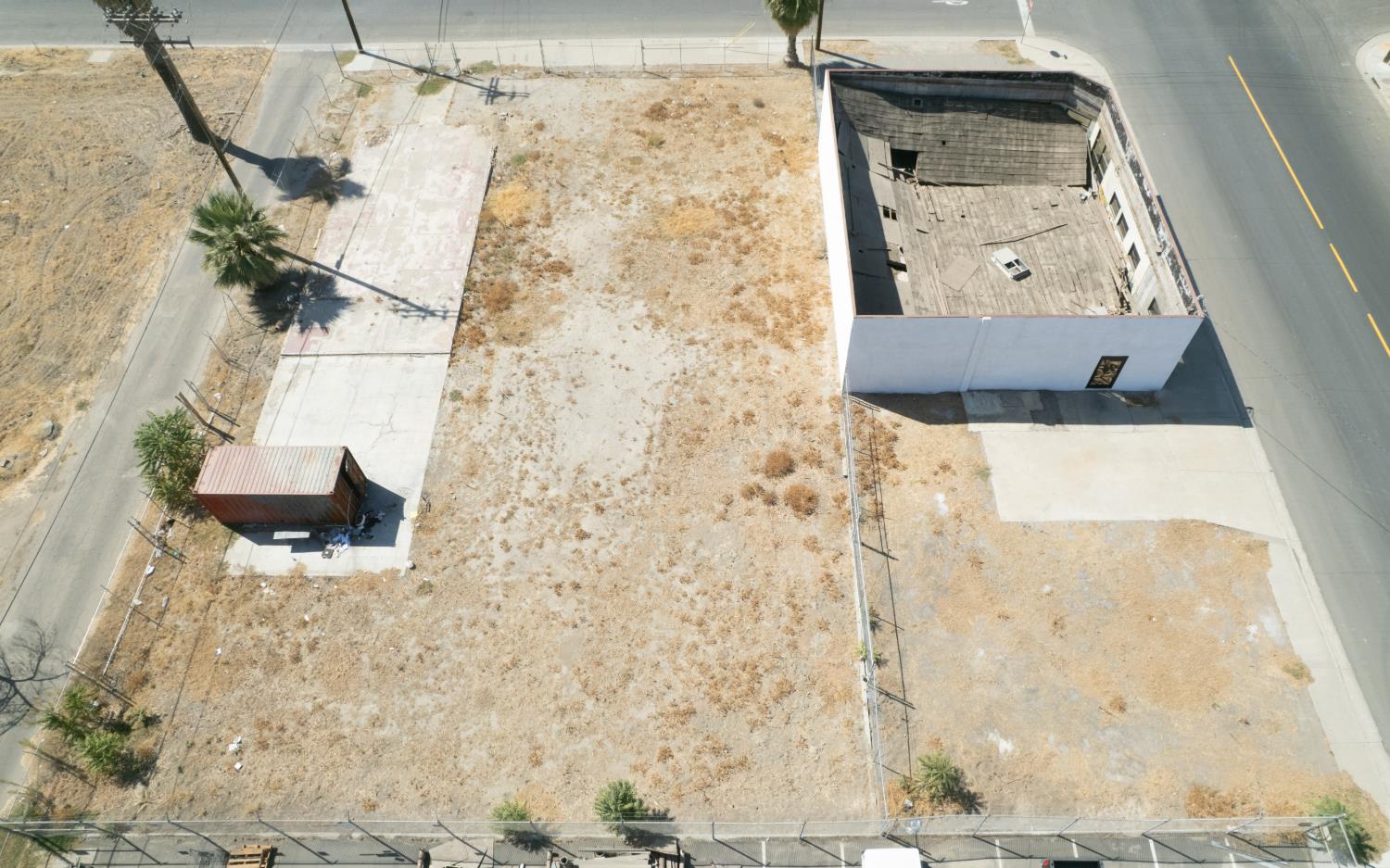 301 E 5th St, Hanford, CA 93230