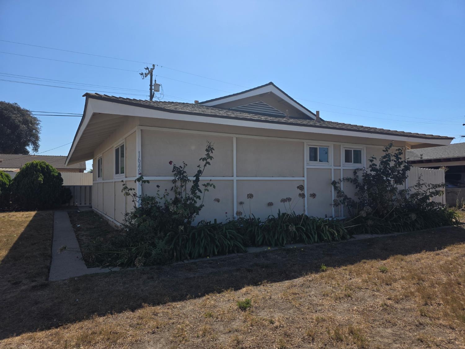 1648 Pleman Pl, Santa Maria, CA 93458