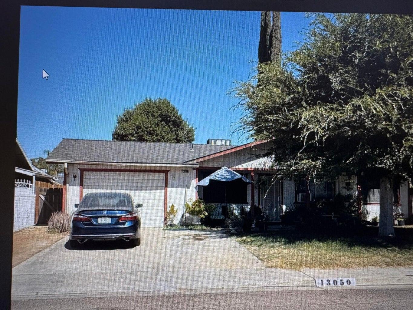 13050 Merlo Ave, Cutler, CA 93615