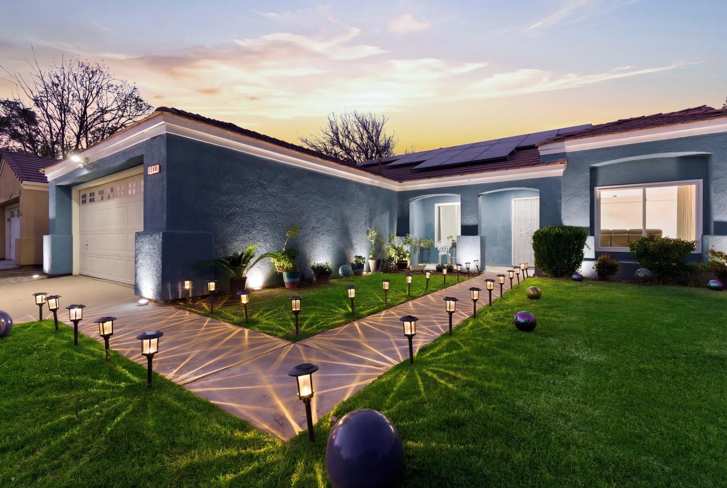 2404 E El paso Ave E, Fresno, CA 93720