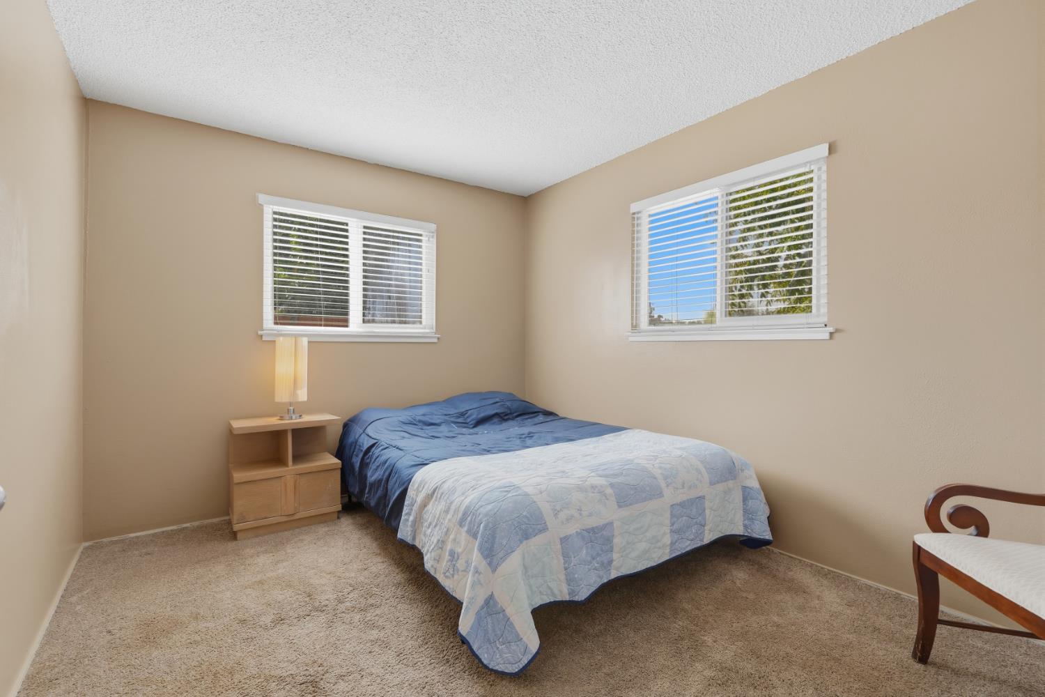 1435 Davis St, Hanford, CA 93230
