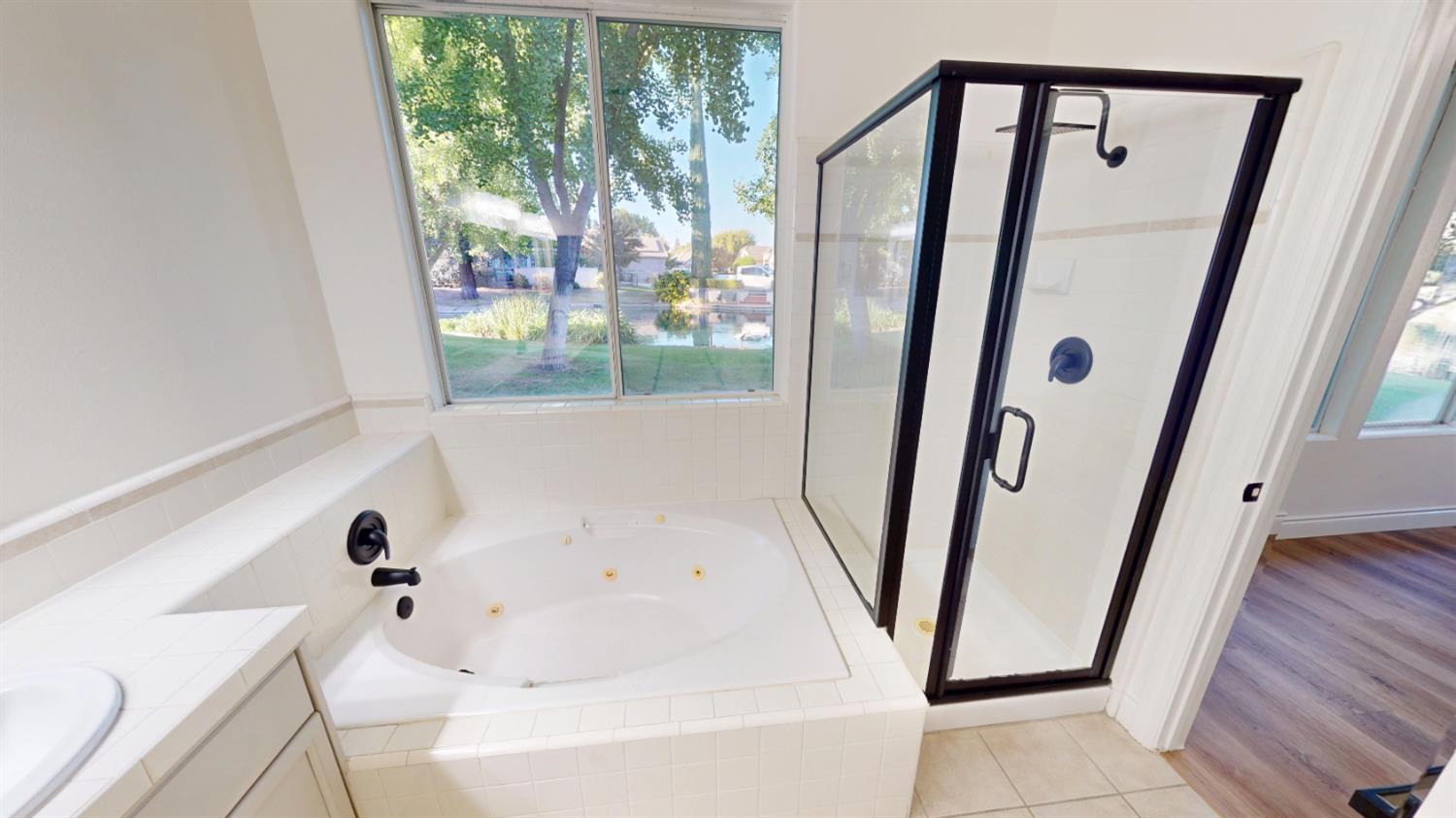 2293 Dawson Cove Ln S, Clovis, CA 93611