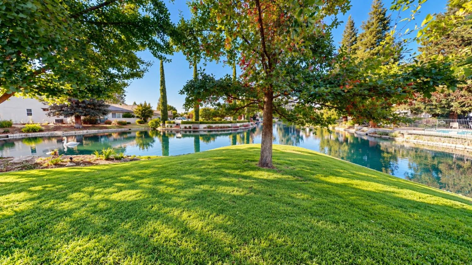 2293 Dawson Cove Ln S, Clovis, CA 93611