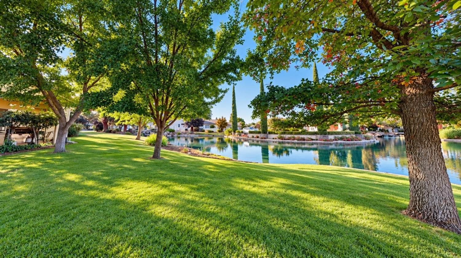 2293 Dawson Cove Ln S, Clovis, CA 93611