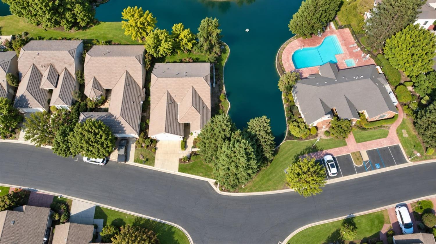 2293 Dawson Cove Ln S, Clovis, CA 93611