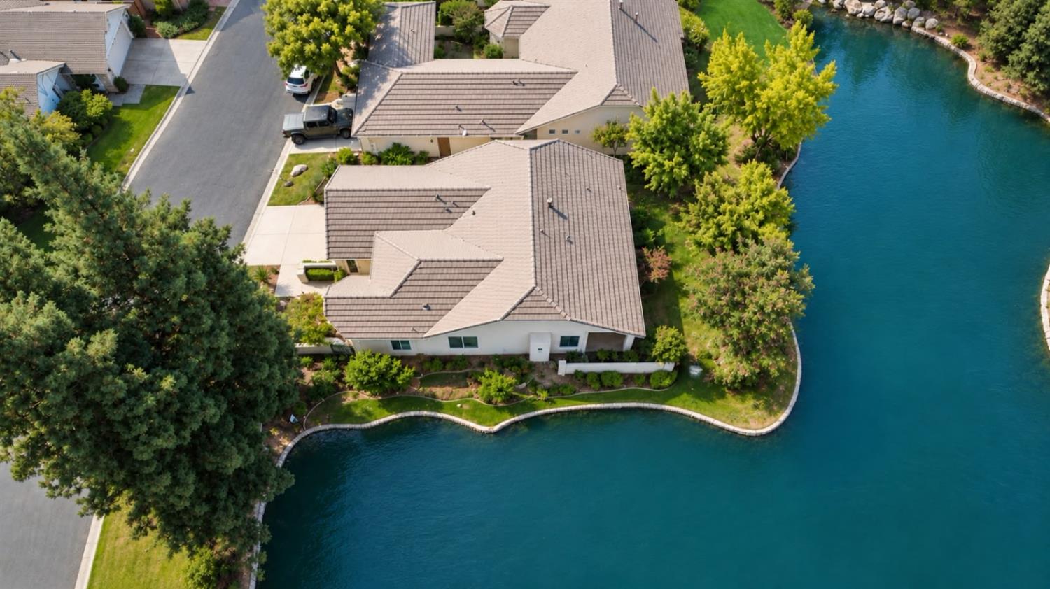 2293 Dawson Cove Ln S, Clovis, CA 93611