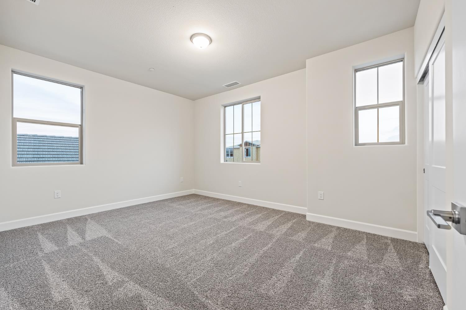 7184 W Holland Ave, Fresno, CA 93723