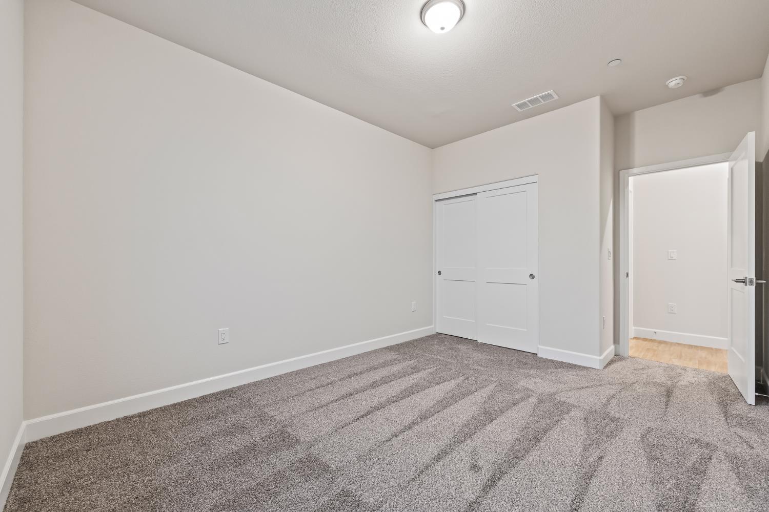 7184 W Holland Ave, Fresno, CA 93723