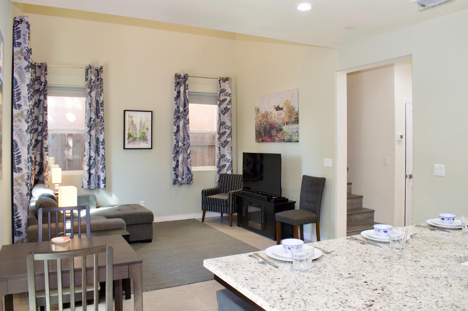 1268 Piazza Ln, Clovis, CA 93612