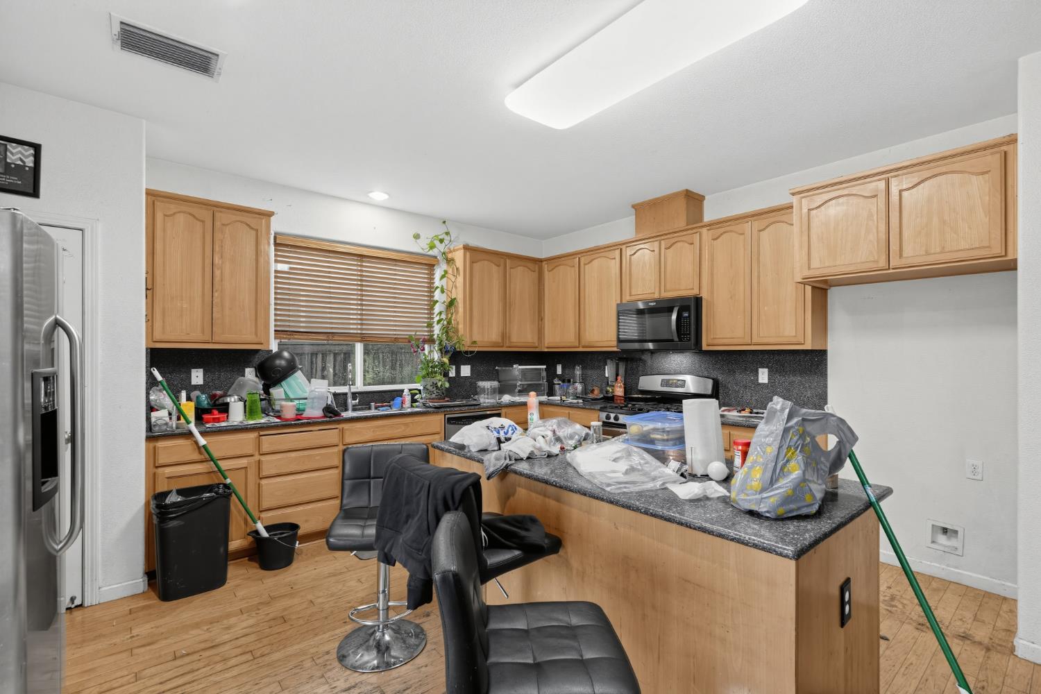 320 Rose, Chowchilla, CA 93610