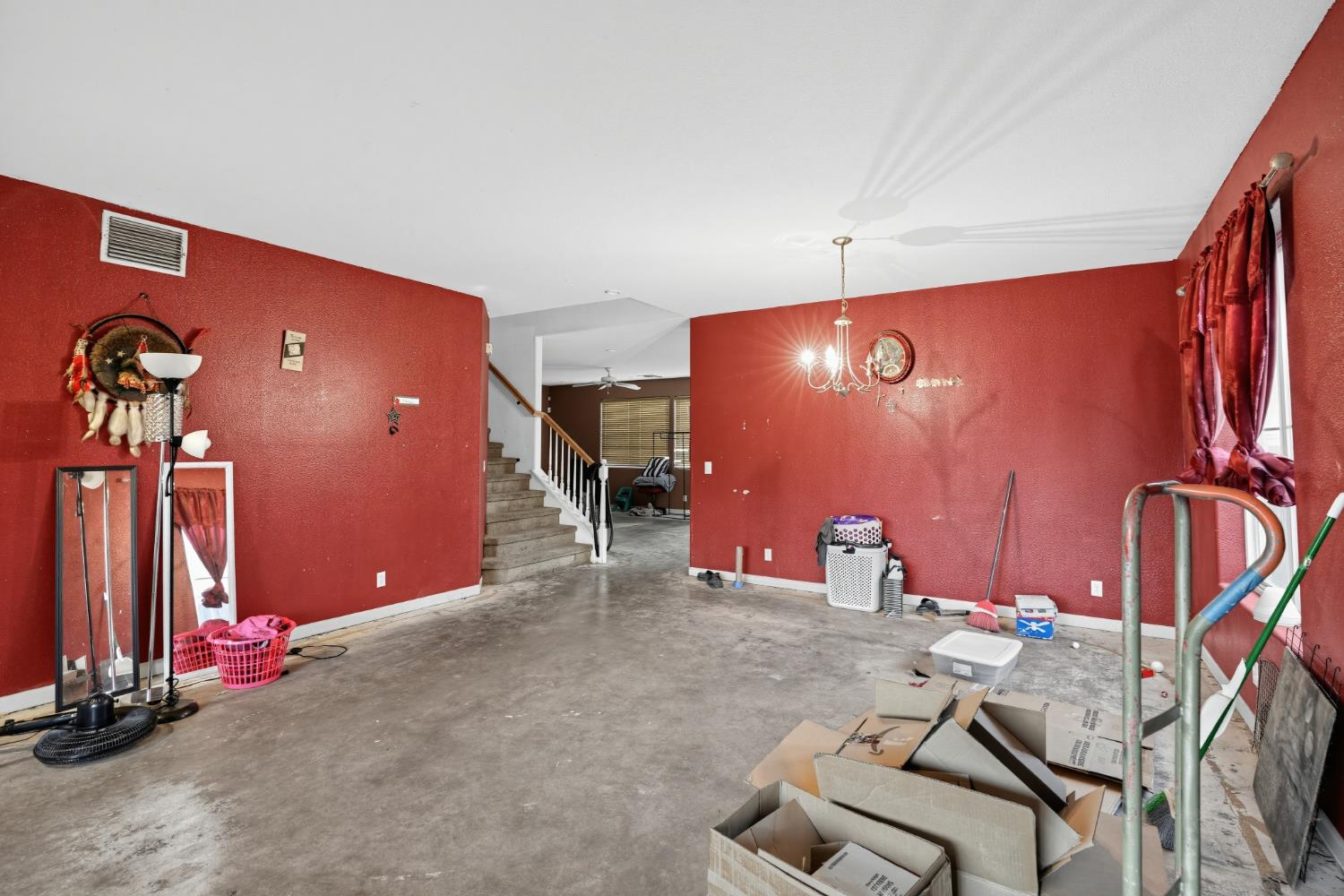 320 Rose, Chowchilla, CA 93610