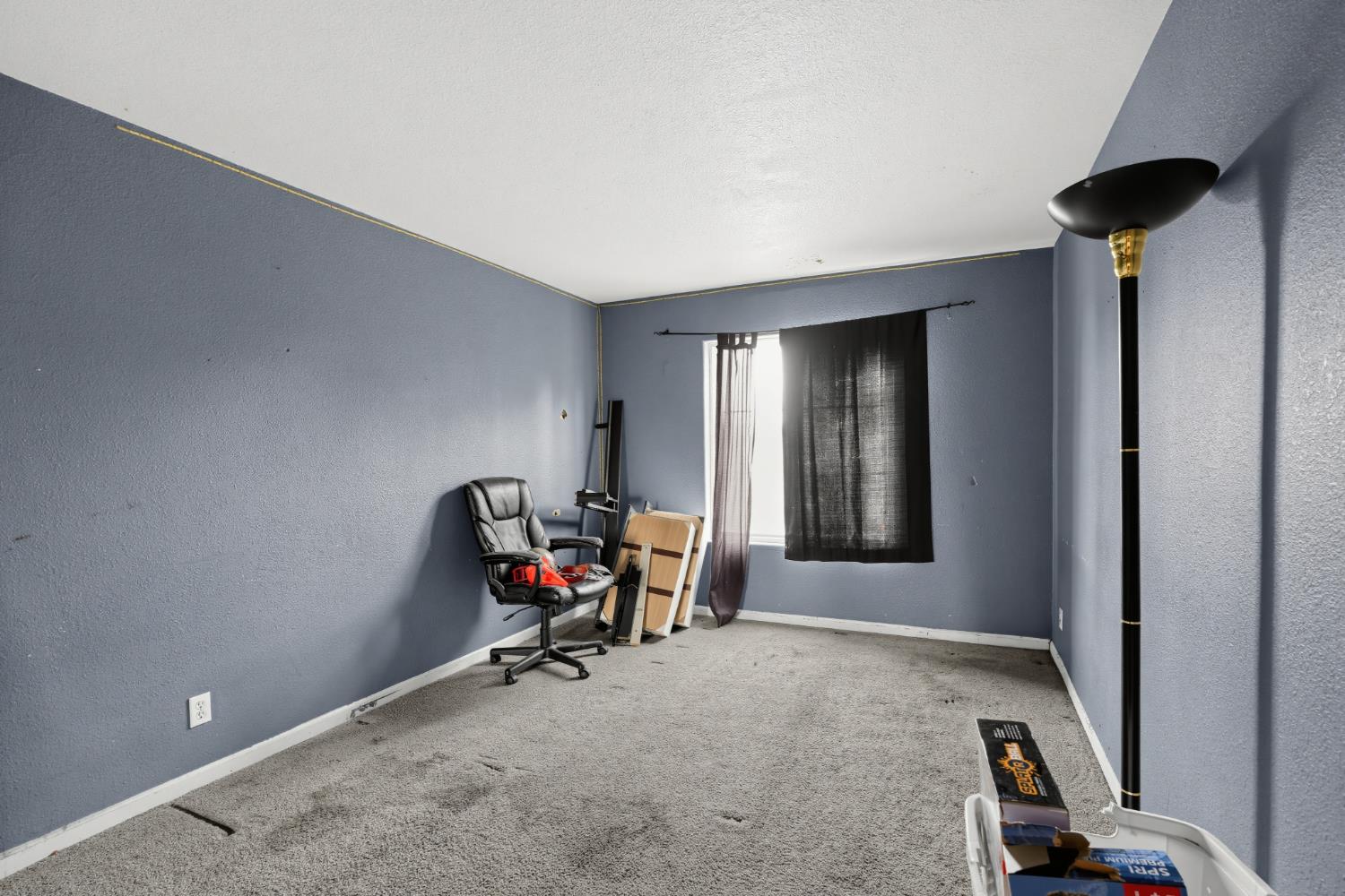 320 Rose, Chowchilla, CA 93610