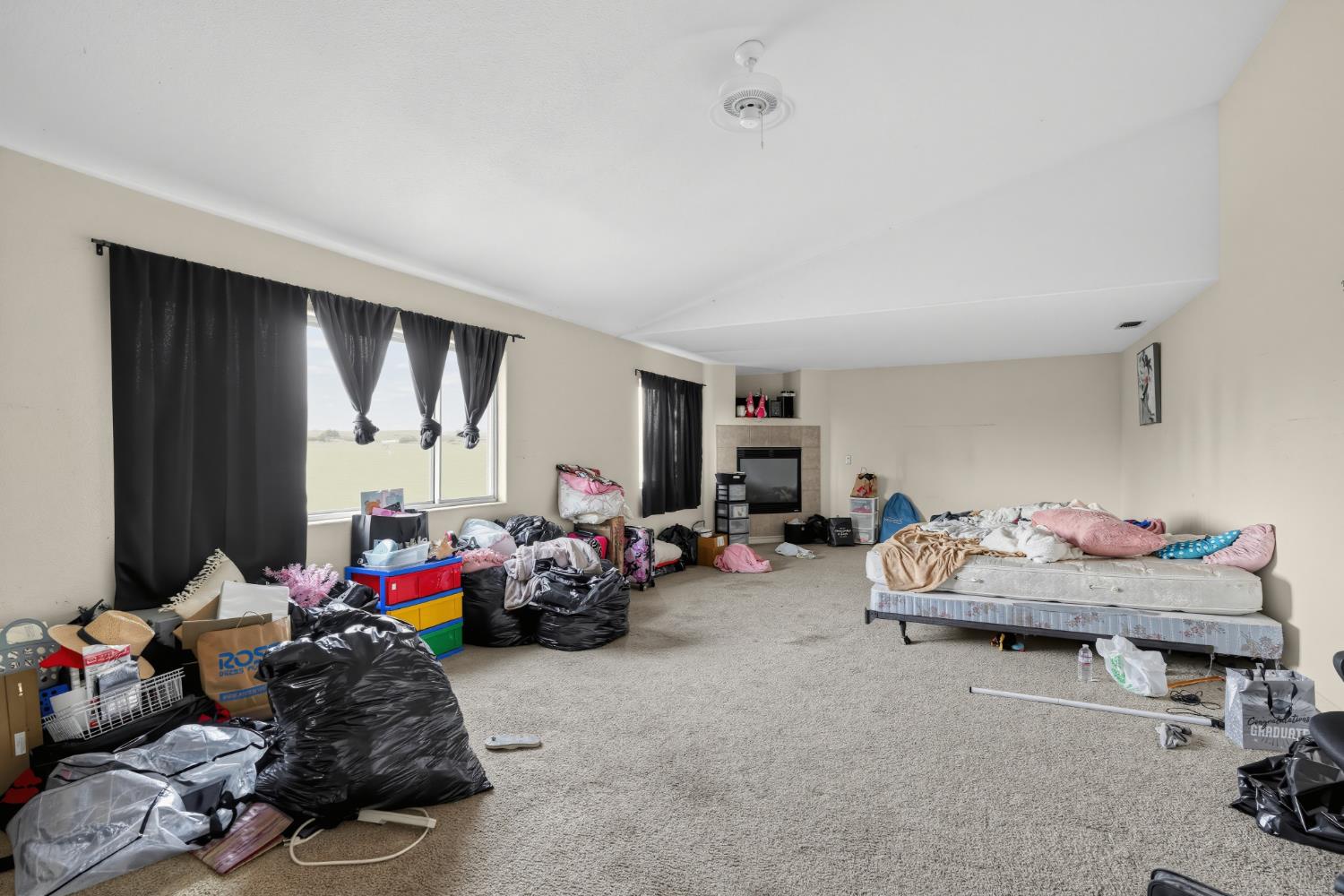320 Rose, Chowchilla, CA 93610
